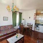 Апартаменти Apartamentosolpraia - Belohorizonte *
